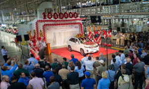 جشن تولید یک میلیون دستگاه خودروی کیا در آمریکا