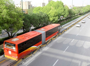 خطوط اتوبوس های تندروی شمال شرق تهران بهسازی و ایمن سازی شد