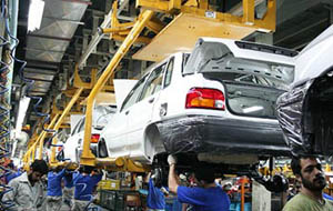تشدید فشارهای تحریم با قوانین درون مرزی بر صنعت خودروسازی کشور