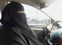يک زن مصري به اتهام رانندگي در عربستان بازداشت شد    