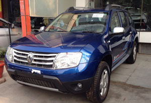 Cosmos Blue Renault Duster Anniversary Edition