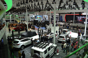 خودروسازان چینی به مشتریان ایرانی تسهیلات می دهند
