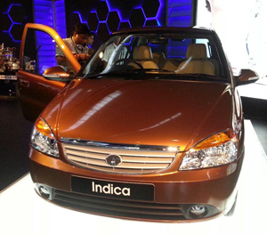 دو خودروی تاتا در نپال به فروش می رسند