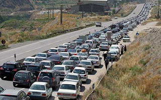 ترافیک سنگین و نیمه سنگین در اکثر جاده‌های کشور 
