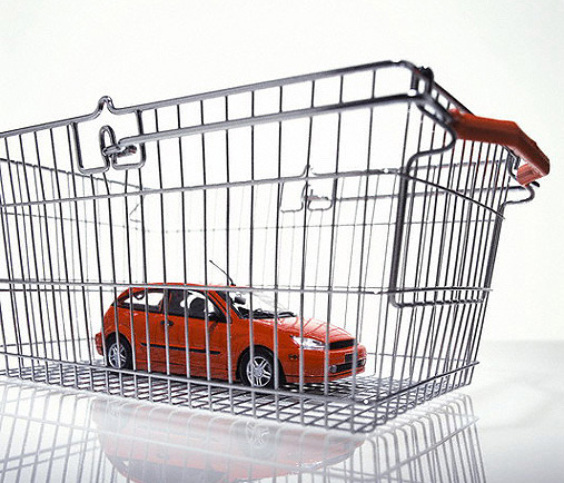 تبعات اظهارات ناشی از کاهش قیمت خودرو بر رکود در این بازار
