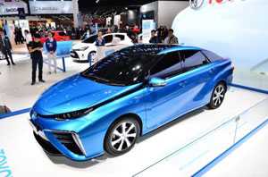 فروش اولین خودروی هیدروژنی تویوتا 