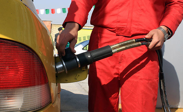 فاصله قیمت CNG با بنزین، مصرف آن را افزایش می دهد