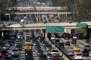 کاهش میانگین مصرف سوخت آلایندگی خودروهای امریکا درسالی که گذشت 