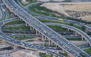 مطالعات اجرايي بهسازی علائم و تجهیزات ترافیکی در سطح بزرگراههای تهران 