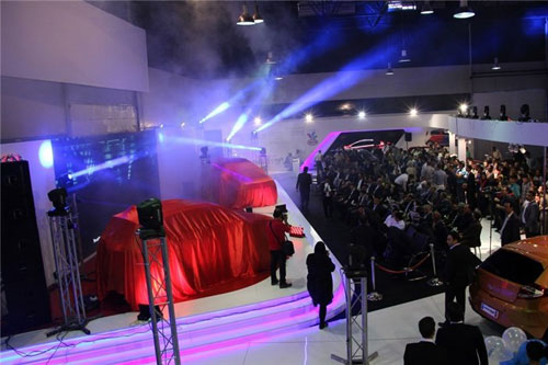 اولین خودروی لوکس چری توسط شرکت مدیران خودرو در نمایشگاه مشهد رونمایی شد 
