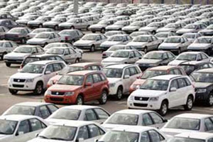 تخلیه بیش از سه هزار خودرو خارجی در بندر خرمشهر