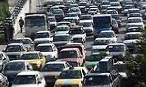 ترافیک پر حجم در آزادراه تهران _ کرج