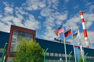 تلاش فورد برای حفظ خطوط تولید در روسیه 