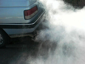 اهمال در برخورد با 420 هزار خودروی آلوده و فرسوده پایتخت