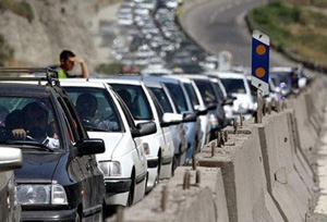 ترافیک سنگین در آزاد راه کرج - مرزن آباد 