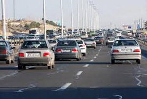ترافیک نیمه سنگین در باند جنوبی آزاد راه تهران ـ کرج 