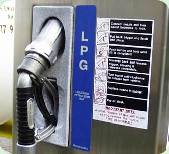 عرضه گاز ال پی جی فقط به خودروهای عمومی
