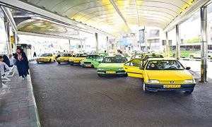 بهره برداری از 10 پارک سوار تاکسی در همدان