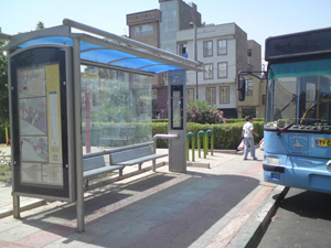 بهسازی ایستگاه های اتوبوس و تاکسی 