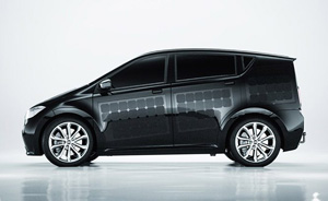 اولین خودروی خورشیدی تولیدی معرفی شد