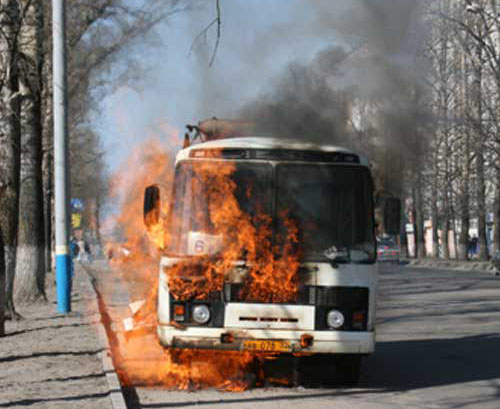 آتش سوزي اتوبوس تحت پوشش شرکت واحد 

