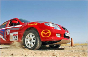 رانندگان در رقابتهای رالی تهران 

