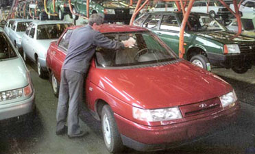 دولت روسيه برنامه از رده خارج کردن خودروهاي قديمي را اعلام کرد  
