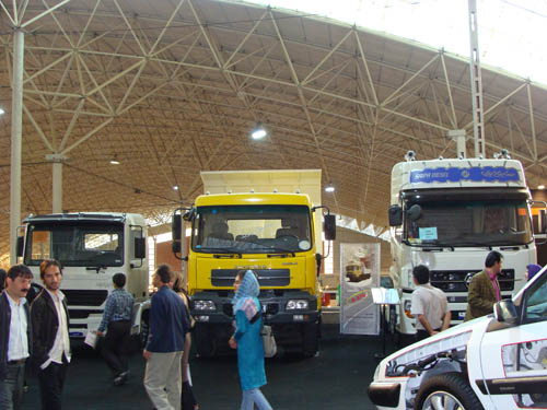 عرضه کامیون D270 ، محصول جدید شرکت سایپا دیزل در نمایشگاه شیراز
