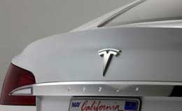 Tesla To Reveal Prototype of Model X Crossover by Year's End

