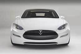 Tesla Shows Off Model S Alpha, Comes Dressed to Impress
