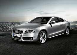 Audi introduced a restyled family A5 

