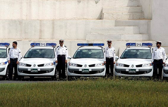 مگان و ماکسیما کیفی ترین خودروهای مورد استفاده در ناوگان پلیس راهور