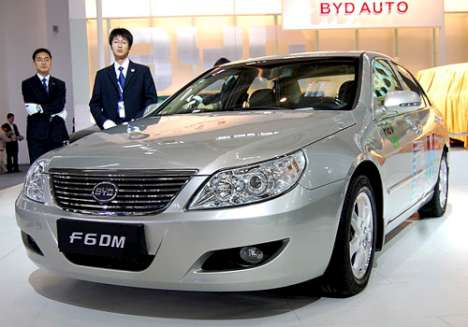 رکود بی سابقه بازار خودروی چین

