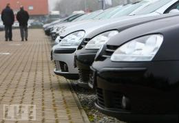 US Auto sales expected to rose 2.2% in April, US economic growth up 2.2%
