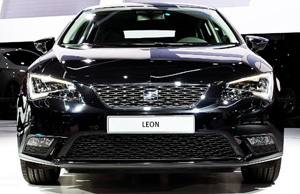 2013 Seat Leon enters production in Spain
