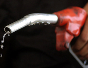 مصرف بنزین سوپر کشور کاهش یافت

