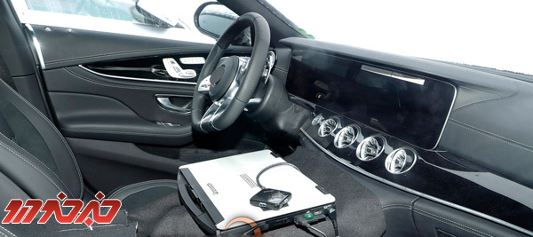 تصاویر جدیدی از مرسدس AMG GT چهار در درز کرد
