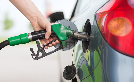 سبد مصرف سوخت خودروسازان باید به سمت کاهش مصرف برود
