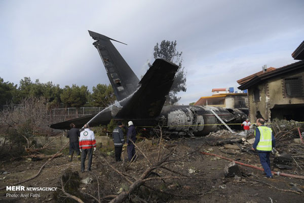 تصاویری متفاوت از سقوط هواپیمای بوئینگ