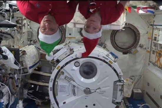 کریسمس در ایستگاه فضایی برگزار شد