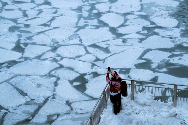 چالش شلوار یخ زده در آمریکا