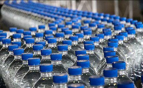 توزیع آب بسته‌بندی در شهر‌های بحرانی