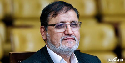 ابطحی: دل کندن از احمدی‌نژاد سخت است!