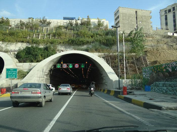 ورود موتورسیکلت‌ به تونل‌‌های تهران ممنوع شد
