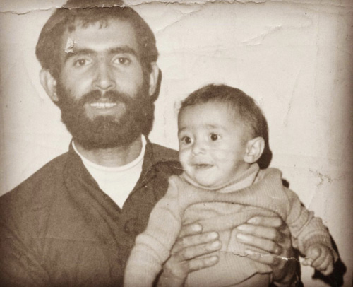 عکس زیرخاکی هادی کاظمی و پدرش