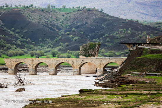 پل تخریب شده کشکان‌رود