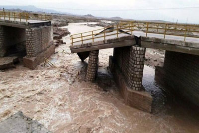 تکمیل پل‌های تخریب شده در سیلاب خرم‌آباد تا پایال سال