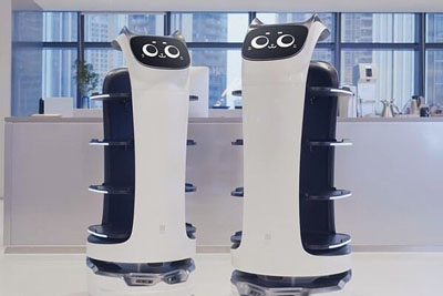 گارسون رباتیک در چین استخدام شد