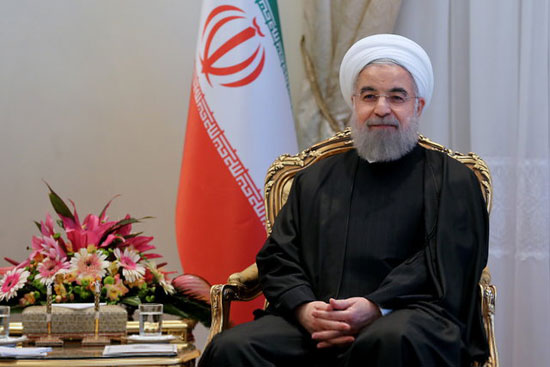 روحانی: به صفر رساندن صادرات نفت ناممکن است