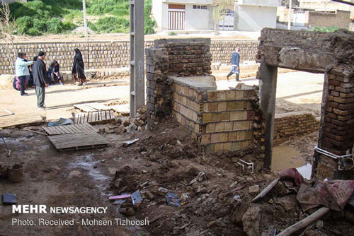 اعلام آخرین وضعیت خانه‌های سیل‌زده‌ی لرستان